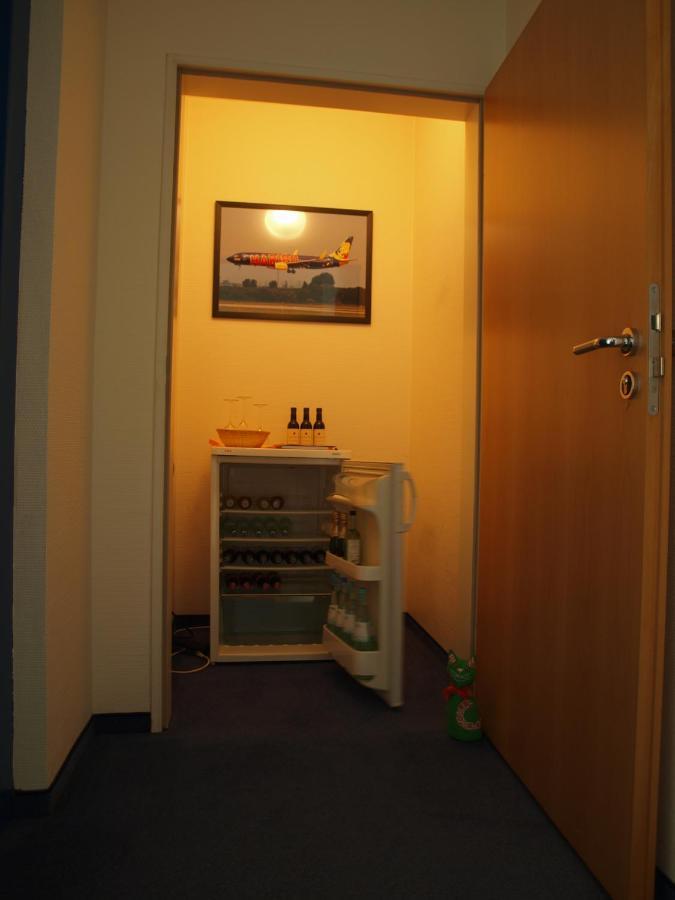 Airport Business Hotel Koeln Ngoại thất bức ảnh