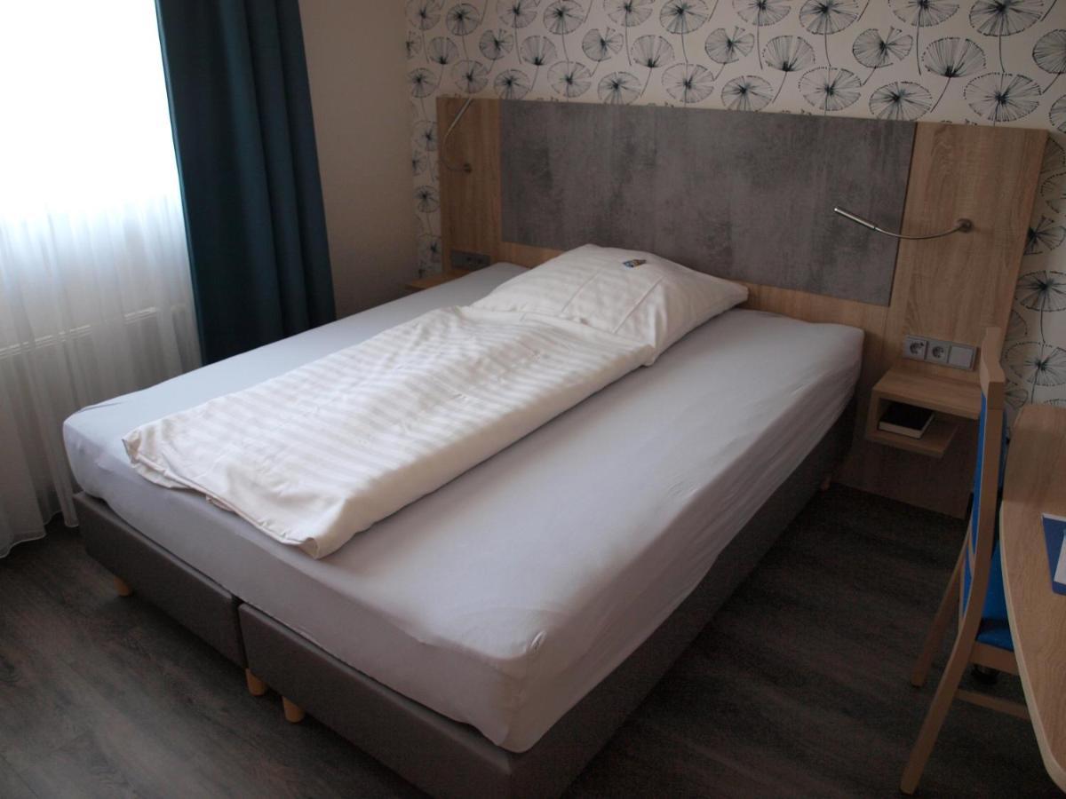 Airport Business Hotel Koeln Ngoại thất bức ảnh