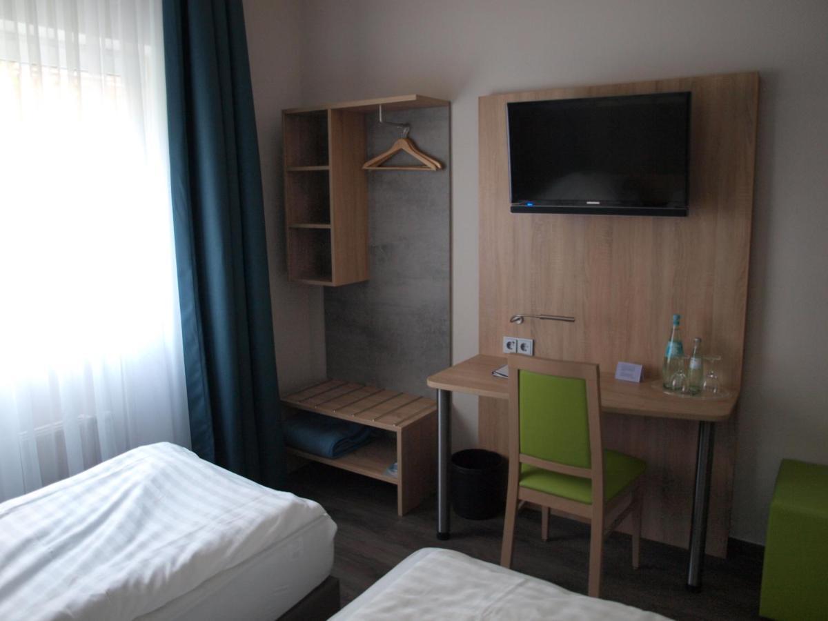 Airport Business Hotel Koeln Ngoại thất bức ảnh