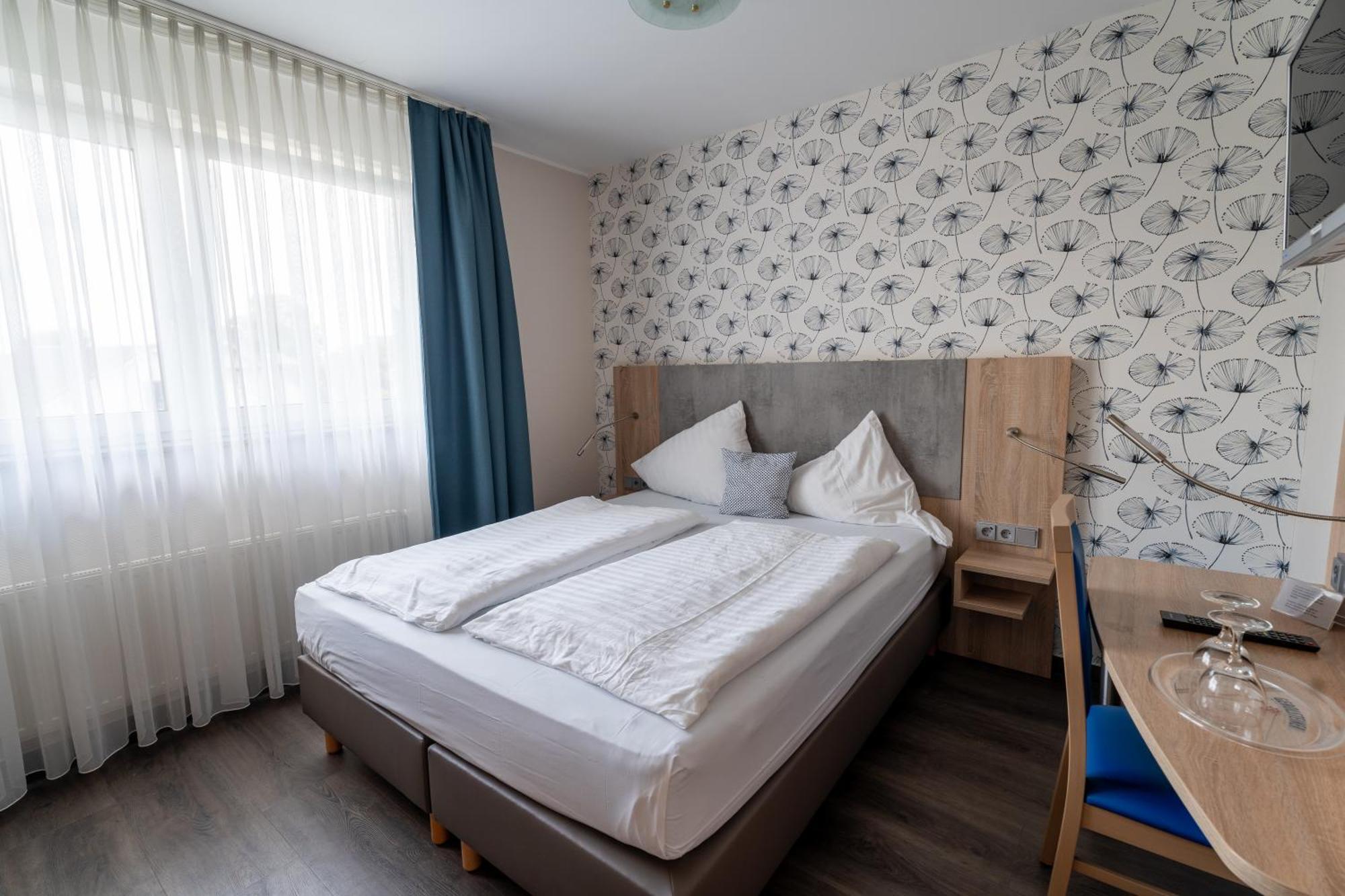 Airport Business Hotel Koeln Ngoại thất bức ảnh