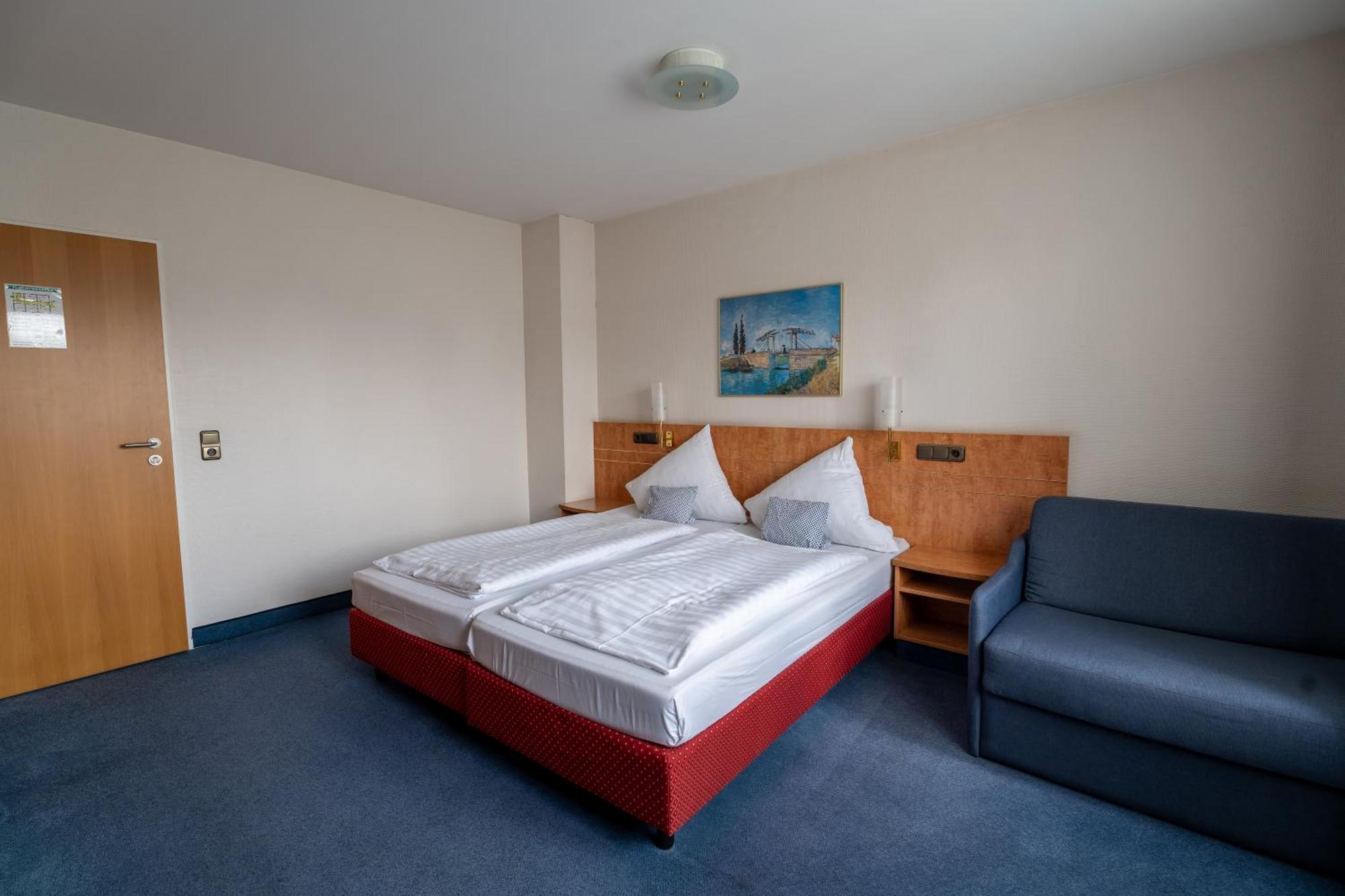 Airport Business Hotel Koeln Ngoại thất bức ảnh