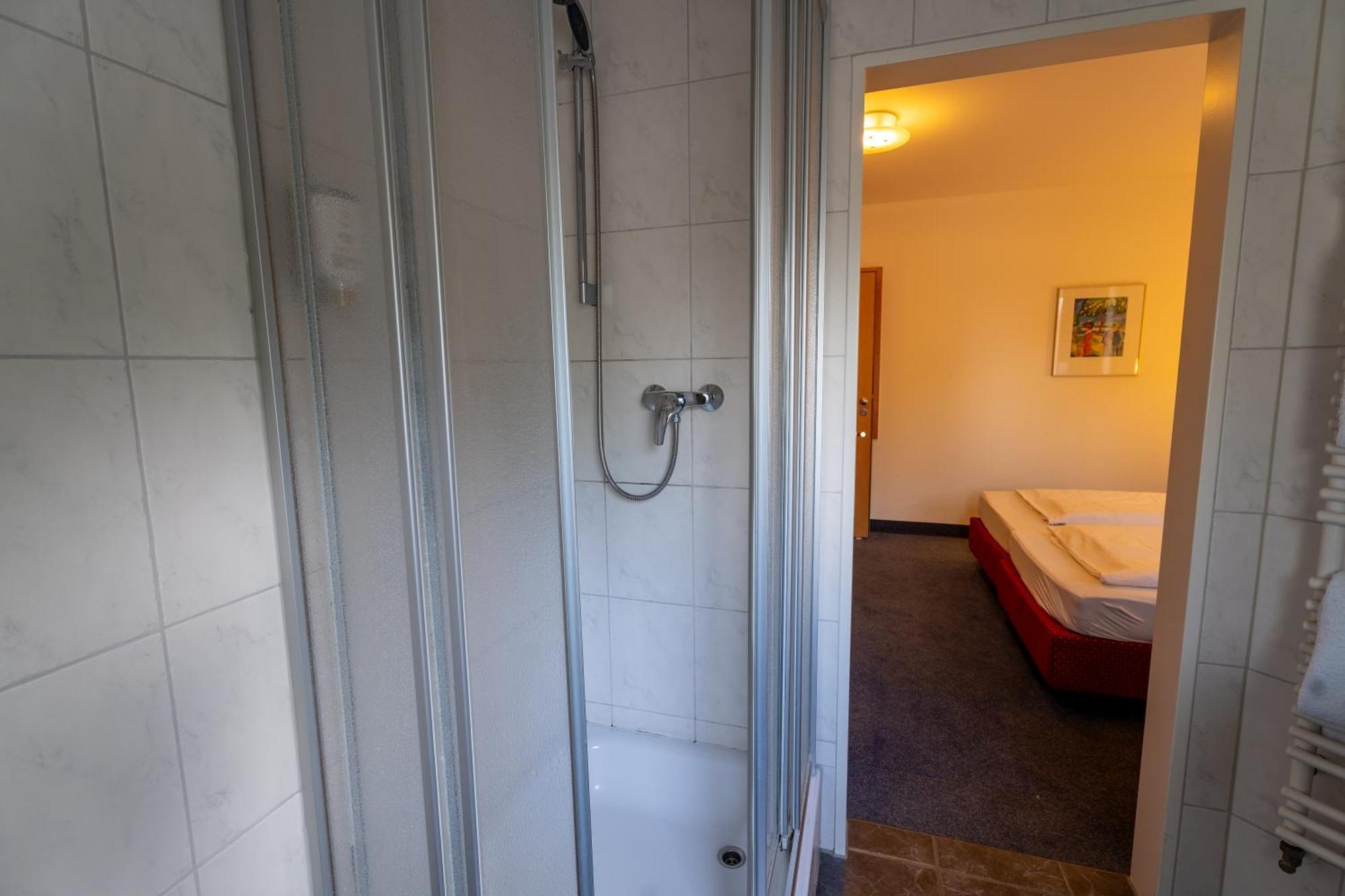 Airport Business Hotel Koeln Ngoại thất bức ảnh