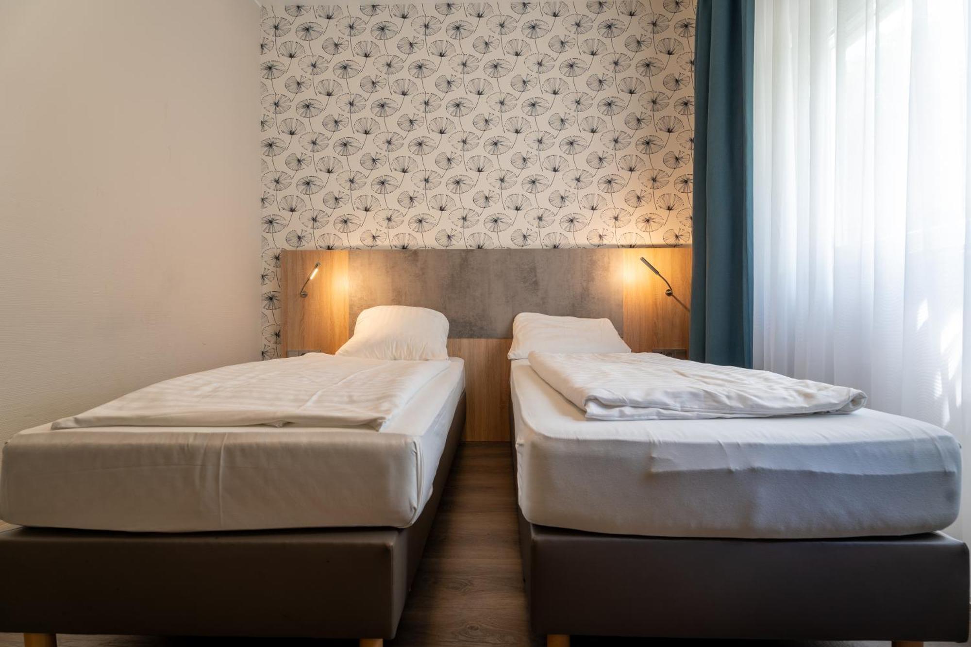 Airport Business Hotel Koeln Ngoại thất bức ảnh