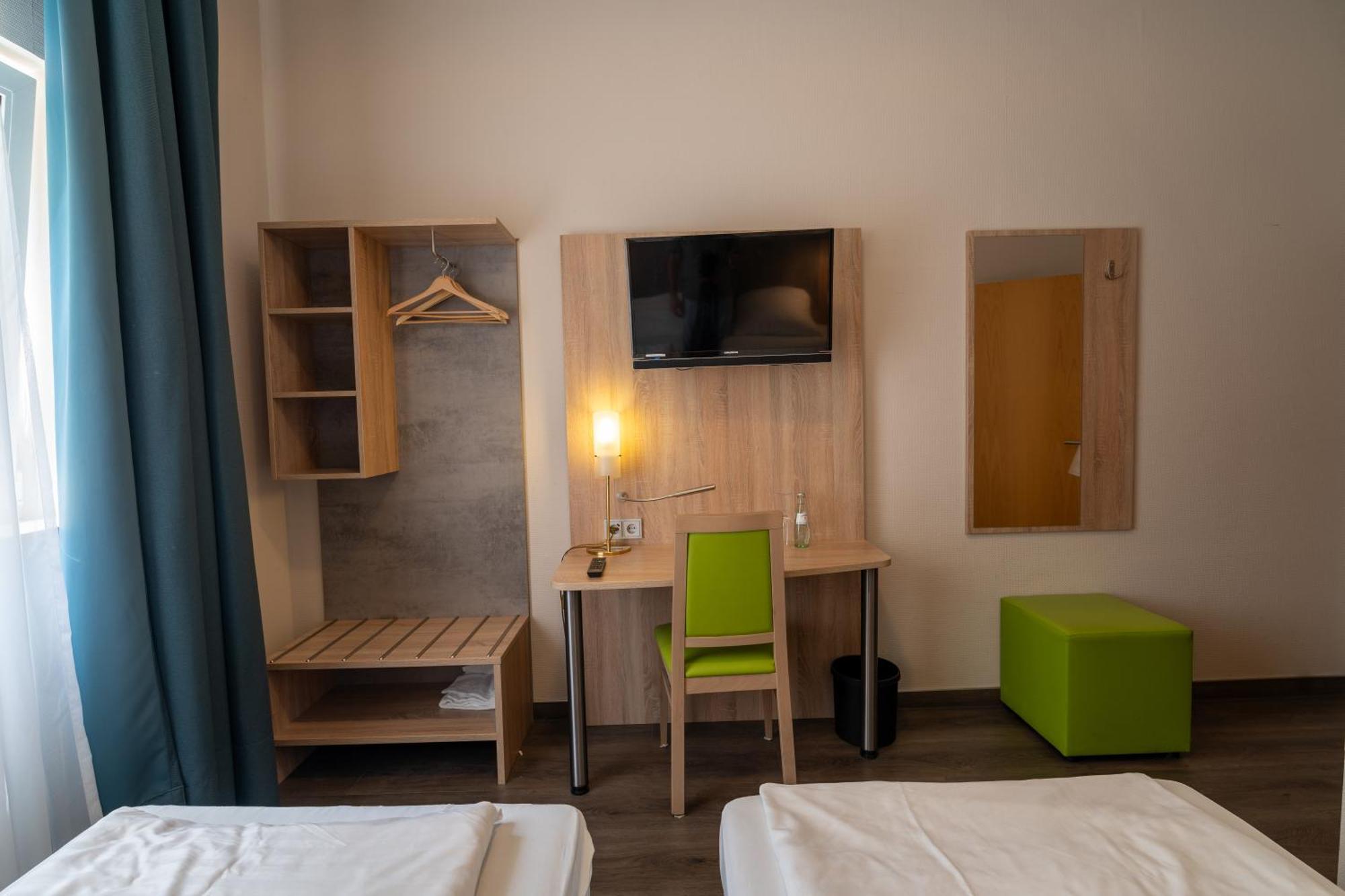 Airport Business Hotel Koeln Ngoại thất bức ảnh