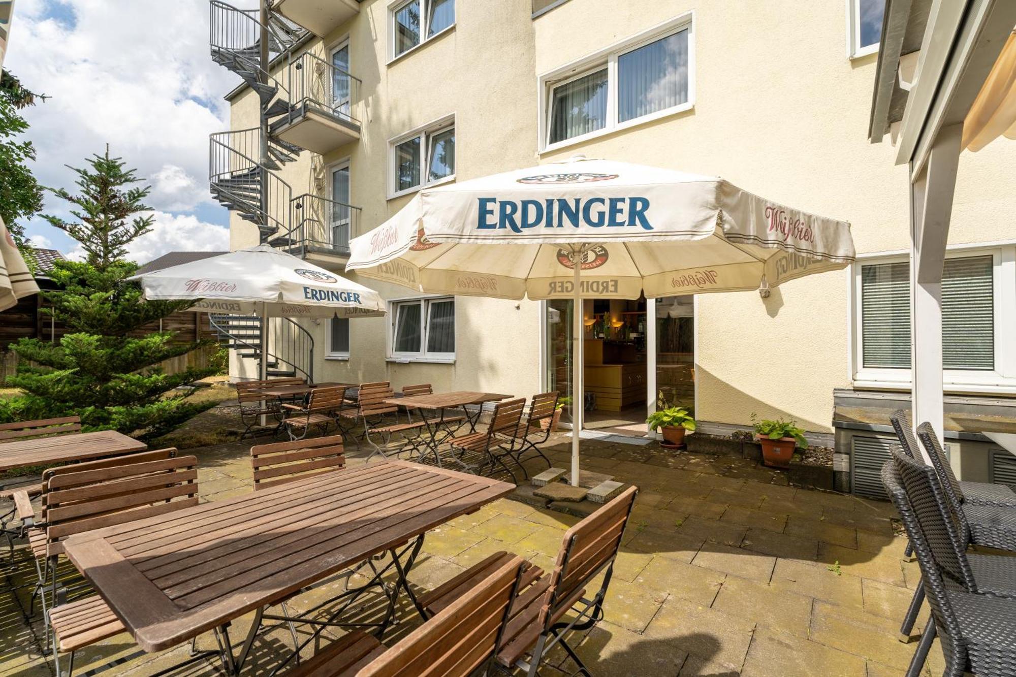 Airport Business Hotel Koeln Ngoại thất bức ảnh