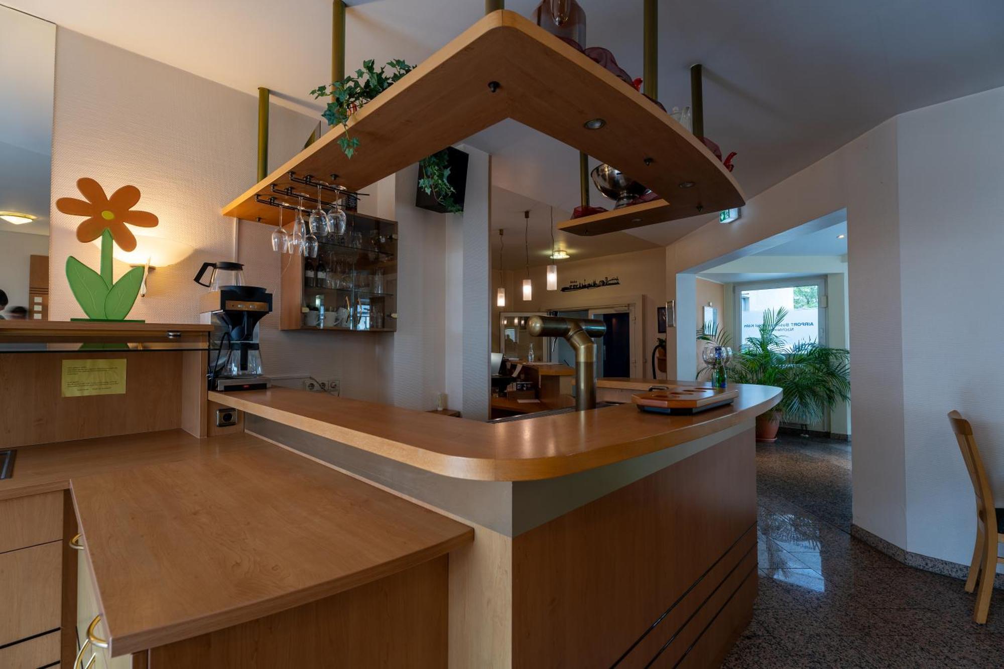 Airport Business Hotel Koeln Ngoại thất bức ảnh
