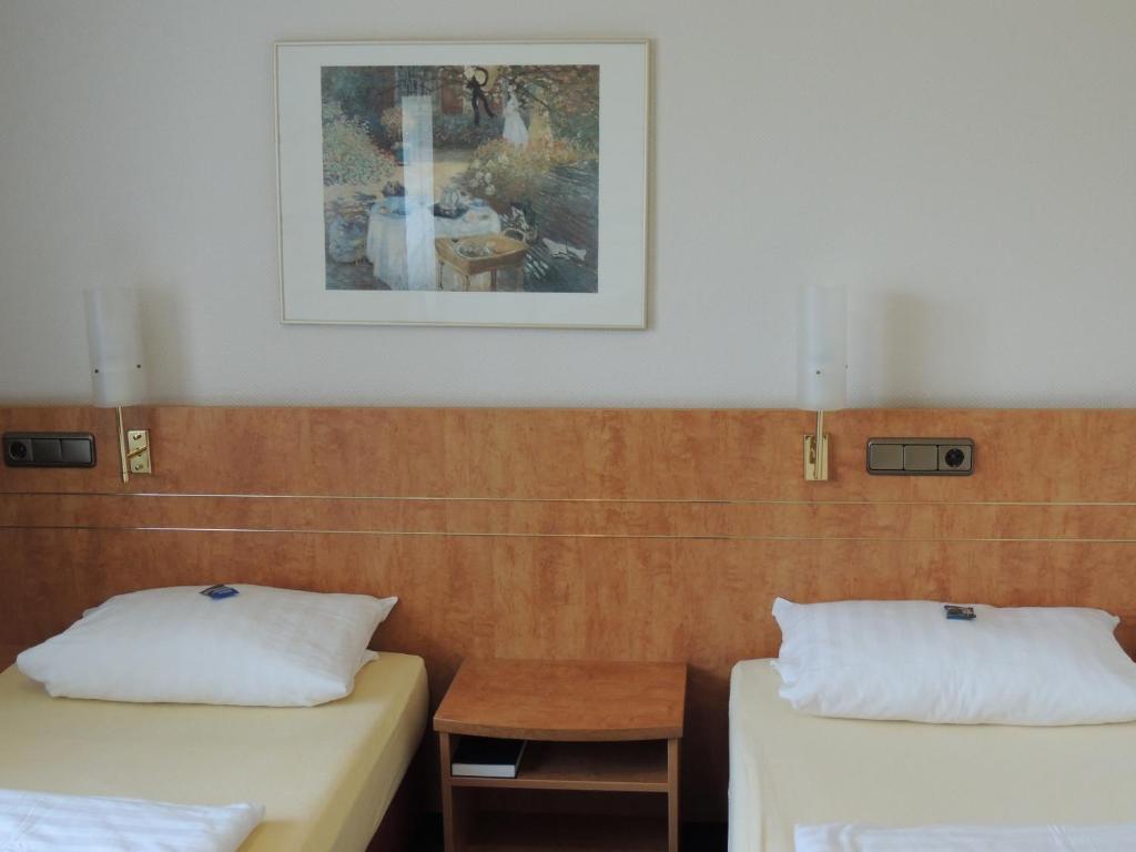Airport Business Hotel Koeln Ngoại thất bức ảnh
