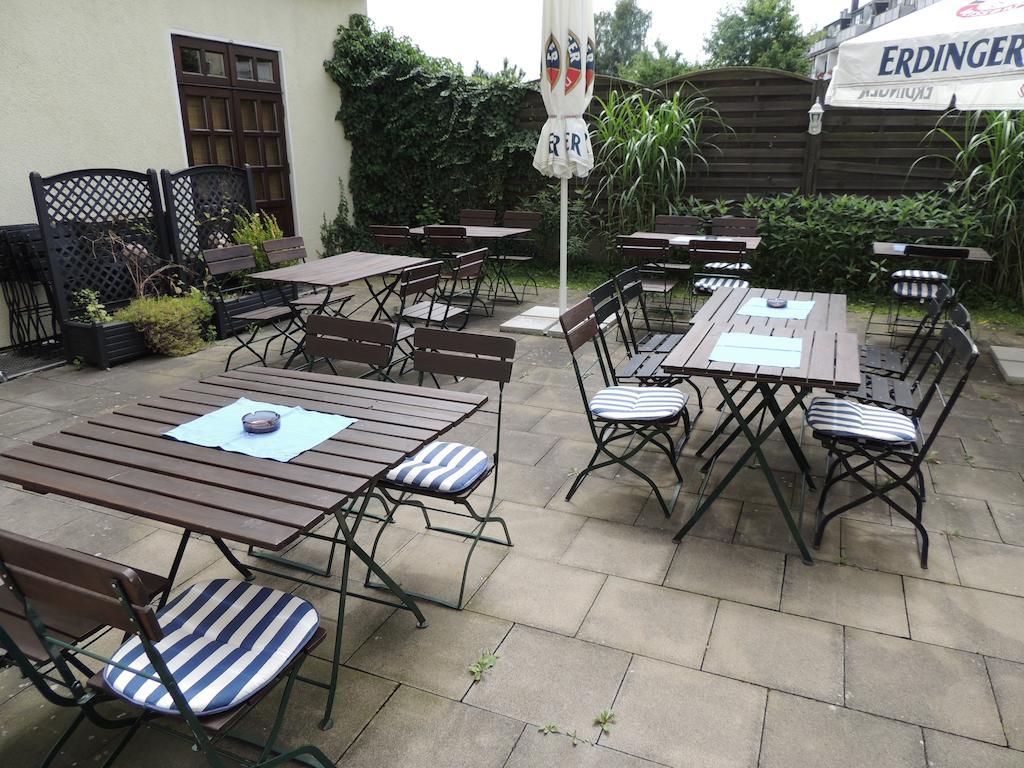 Airport Business Hotel Koeln Ngoại thất bức ảnh
